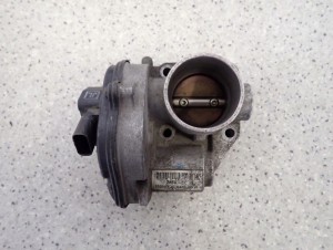 MAZDA 2 MAZDA2 03-07 1.25i PRZEPUSTNICA POWIETRZA RURA