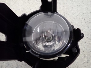 NISSAN NOTE E11 LIFT 10-12 HALOGEN PRZEDNI LEWY 2/4 MINIATURA