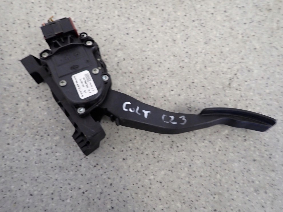 MITSUBISHI COLT BENZ 04- POTENCJOMETR GAZU PEDAŁ 1/4