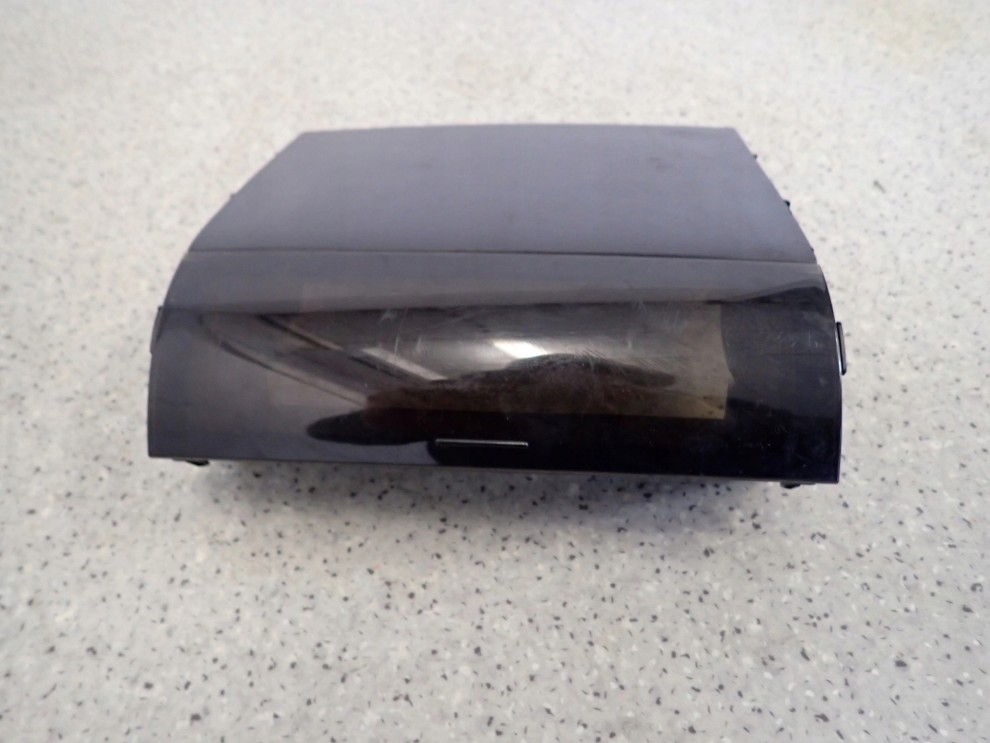 TOYOTA PRIUS II 03-09 SCHOWEK DESKI ROZDZIELCZEJ 2/4