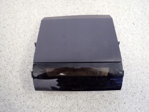 TOYOTA PRIUS II 03-09 SCHOWEK DESKI ROZDZIELCZEJ