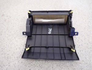 TOYOTA PRIUS II 03-09 SCHOWEK DESKI ROZDZIELCZEJ 4/4 MINIATURA