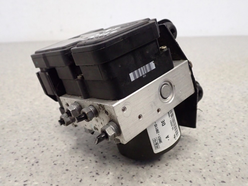 MAZDA 3 MAZDA3 BK 1.4 BENZYNA 03-08 POMPA ABS 6/8