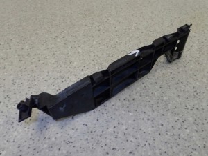 SUZUKI SWIFT 04- ŚLIZG ZDERZAKA PRZEDNI PRAWY 2/5 MINIATURA