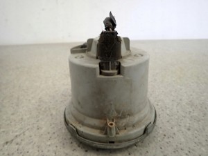 HYUNDAI SANTA FE 01-05 HALOGEN PRZEDNI LEWY 6/7 MINIATURA