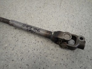 HYUNDAI GETZ 02-10 DIESEL KRZYŻAK KOLUMNY KIEROWNICZEJ 2/5 MINIATURA