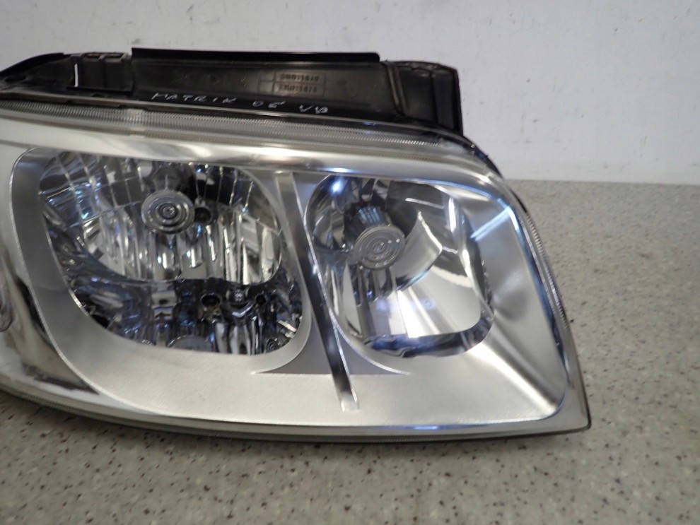 HYUNDAI MATRIX 05-07 LAMPA PRZEDIA PRAWA REFLEKTOR PRAWY 3/6