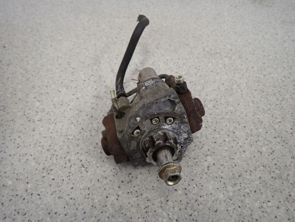 TOYOTA AVENSIS COROLLA 02-05 2.0 D 116 KM POMPA WTRYSKOWA 3/6