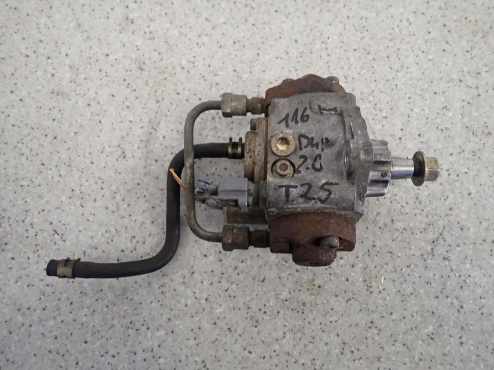 TOYOTA AVENSIS COROLLA 02-05 2.0 D 116 KM POMPA WTRYSKOWA 4/6