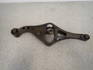 NISSAN PRIMERA P12 02-07 PANHARD TYLNEJ BELKI ZAWIESZENIA