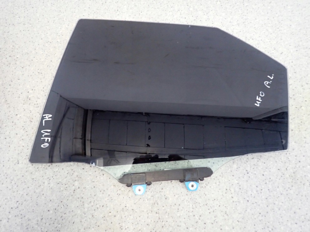 HONDA CIVIC VIII UFO 06- SZYBA TYLNA LEWA 1/3