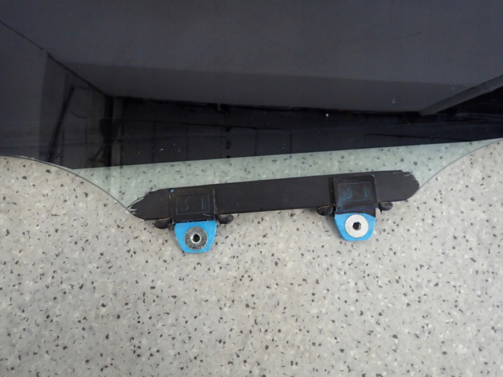 HONDA CIVIC VIII UFO 06- SZYBA TYLNA LEWA 2/3