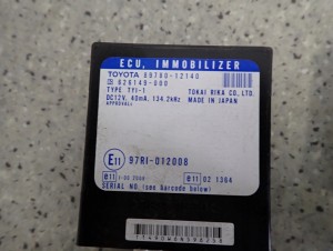 TOYOTA COROLLA 1.4 D4D 04-07 ZESTAW STARTOWY KOMPUTER STACYJKA 5/8 MINIATURA