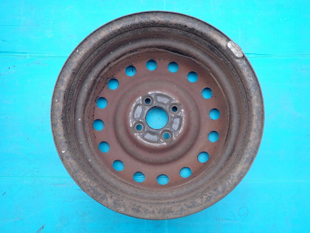 TOYOTA YARIS II 06-11 FELGA STALOWA 15\