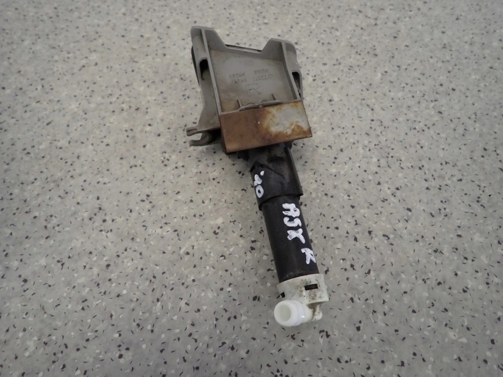 MITSUBISHI ASX 10-16 SPRYSKIWACZ REFLEKTORA PRZEDNI PRAWY C06A 6/7