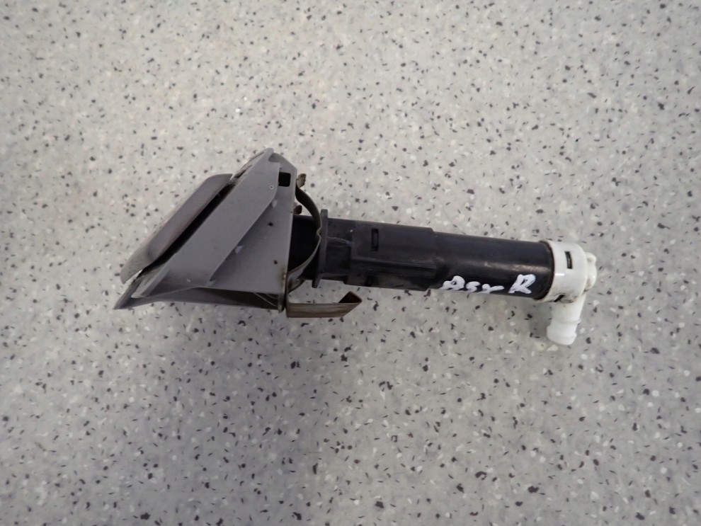 MITSUBISHI ASX 10-16 SPRYSKIWACZ REFLEKTORA PRZEDNI PRAWY C06A 7/7