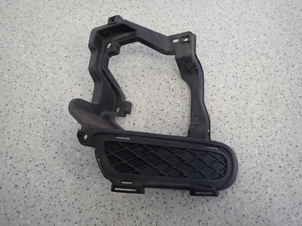 MITSUBISHI ASX 10-13 KRATKA ZDERZAKA UCHWYT HALOGENU LEWY 1/5