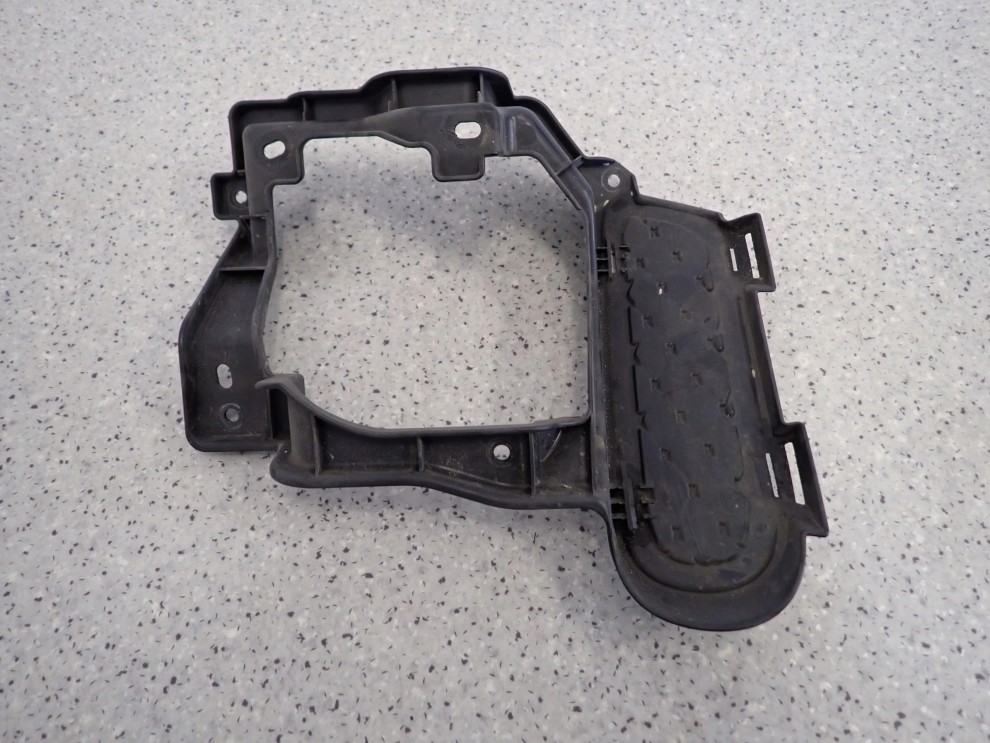 MITSUBISHI ASX 10-13 KRATKA ZDERZAKA UCHWYT HALOGENU LEWY 5/5