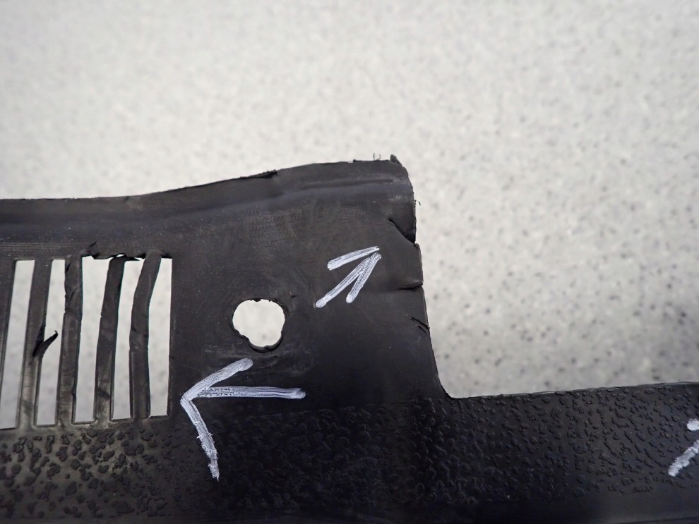 HYUNDAI I30 10-12 ATRAPA CHŁODNICY GRILL 11/16