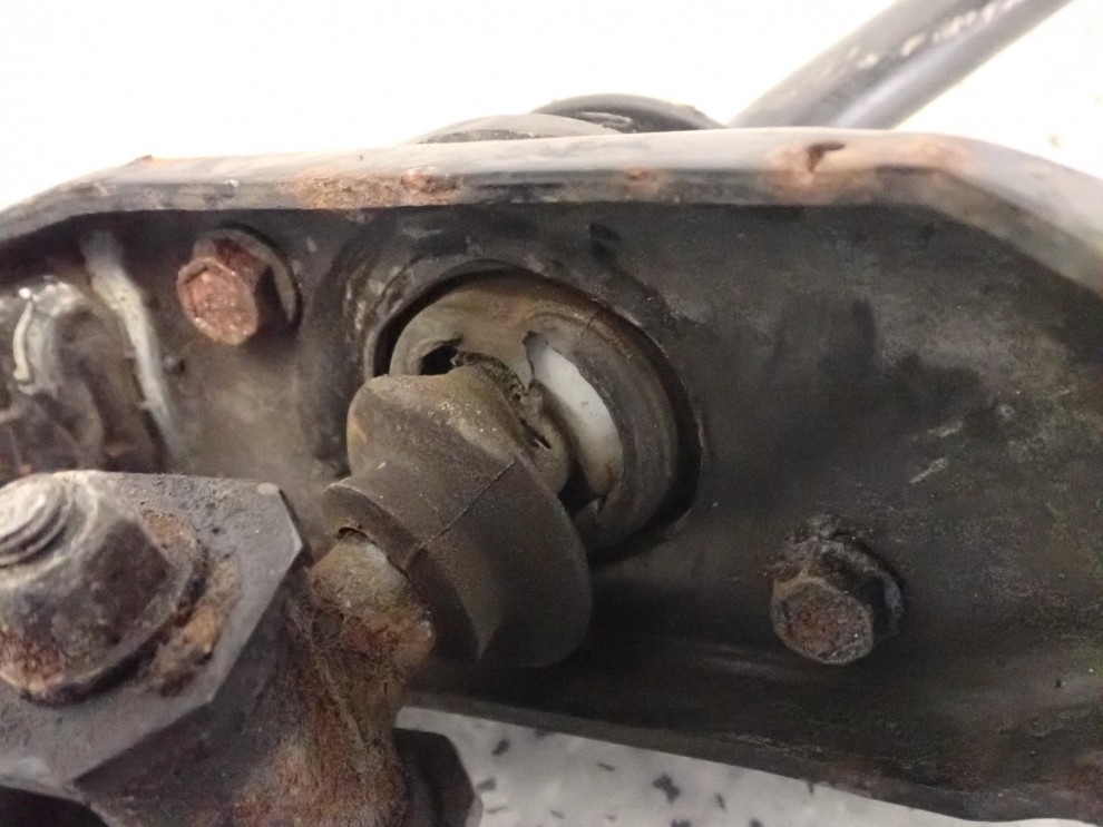 NISSAN ALMERA N16 00-06 1.5 1.8 BENZYNA DŹWIGNIA DRĄŻKI ZMIANY BIEGÓW 8/8