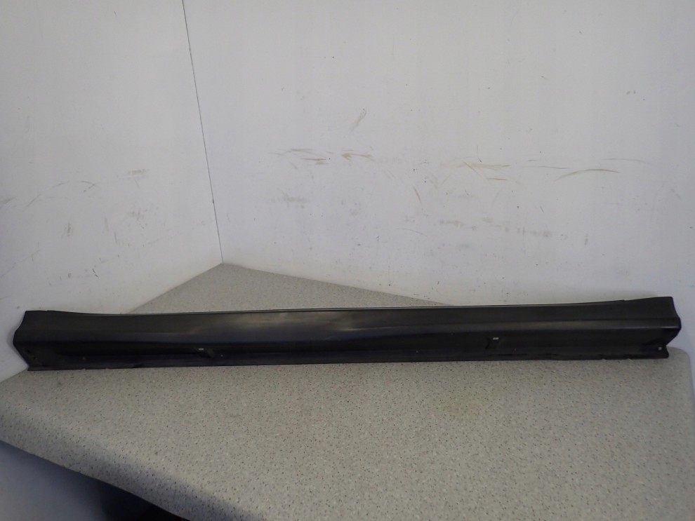 MITSUBISHI ASX 10-16 LISTWA PROGOWA PRAWA 2/18