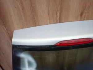 MITSUBISHI COLT 04-08 5d KLAPA BAGAŻNIKA SZYBA T42 3/8 MINIATURA