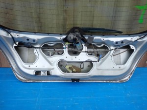 HONDA CIVIC VII HB 5D 01-03 KLAPA BAGAZNIKA SZYBA TYLNA 12/12 MINIATURA