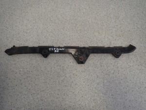 TOYOTA AVENSIS T25 KOMBI 02- ŚLIZG ZDERZAKA TYLNY PRAWY