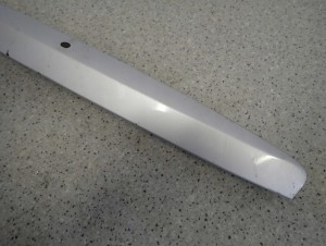 SUZUKI SX4 FIATA SEDICI 06-13 LISTWA KLAPY KEYLESS 3/7 MINIATURA