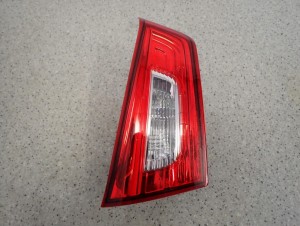 MITSUBISHI ASX 10-16 LAMPA TYLNA LEWA WEWNĘTRZNA 1/5 MINIATURA