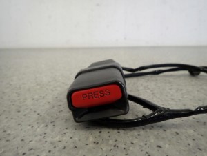 MITSUBISHI ASX 10-16 ZAPINKA PASA PRZEDNIA PRAWA 3/5 MINIATURA