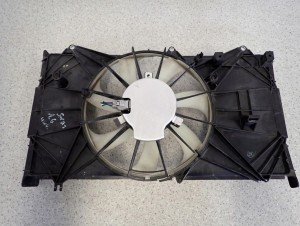 SUZUKI SX4 S-CROSS 1.6i 13-16 WENTYLATOR CHŁODNICY WODY KLIMATYZACJI