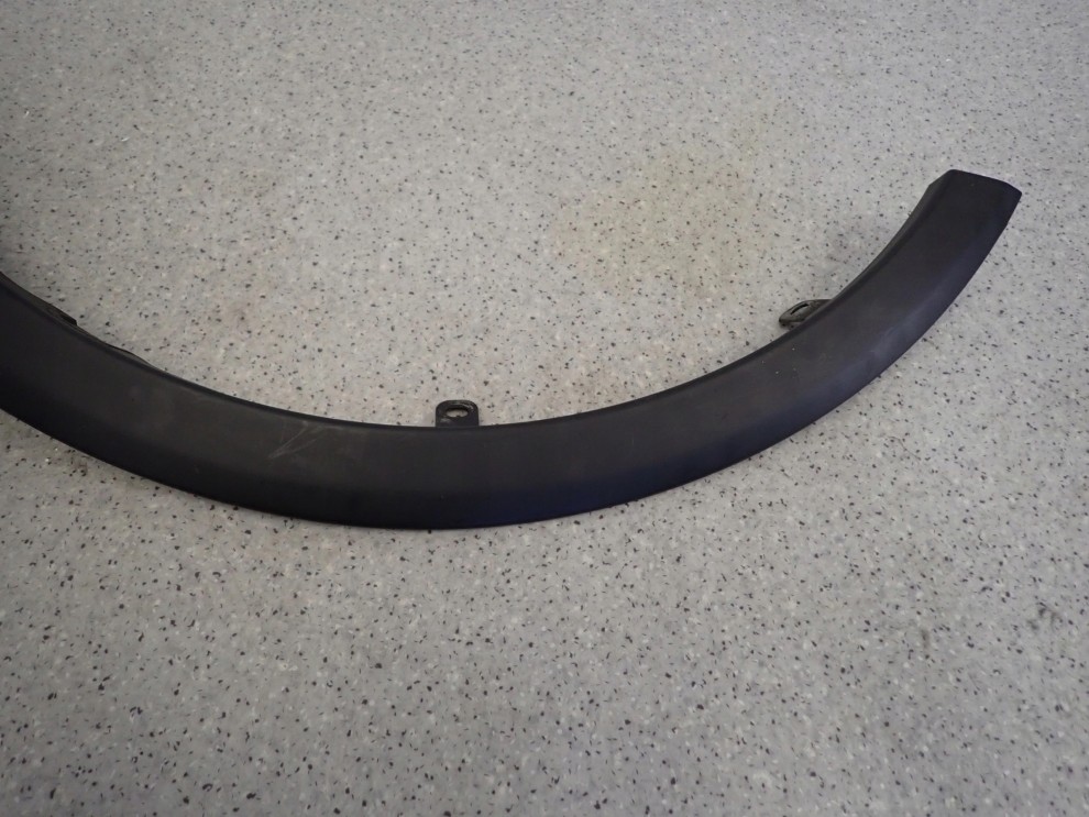 FIAT SEDICI 06- LISTWA BŁOTNIKA PRZEDNIA LEWA 4/9