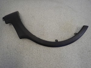 FIAT SEDICI 06- LISTWA BŁOTNIKA PRZEDNIA LEWA 3/9 MINIATURA