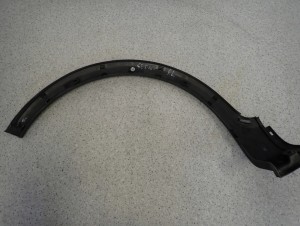 FIAT SEDICI 06- LISTWA BŁOTNIKA TYLNA LEWA 5/9 MINIATURA