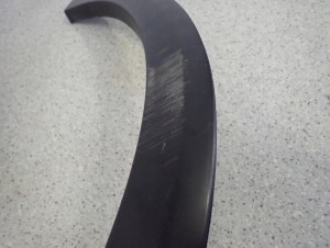 FIAT SEDICI 06- LISTWA BŁOTNIKA TYLNA PRAWA 7/11 MINIATURA