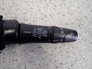 MITSUBISHI ASX 10-16 PRZEŁĄCZNIK WYCIERACZEK 2/4 MINIATURA