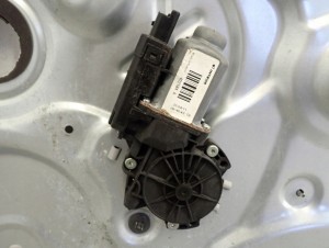 KIA PROCEED PRO CEED 08-12 PODNOŚNIK SZYBY PRAWY 3/4 MINIATURA