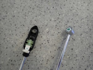 SUZUKI SPLASH 1.3 DDDIS DIESEL 08- LINKI ZMIANY BIEGÓW MANUAL 6/7 MINIATURA