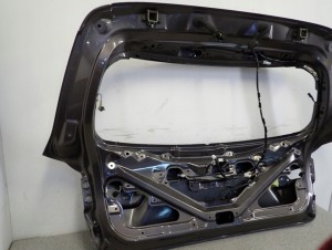 MITSUBISHI ASX 10- KLAPA BAGAŻNIKA C06A 13/16 MINIATURA