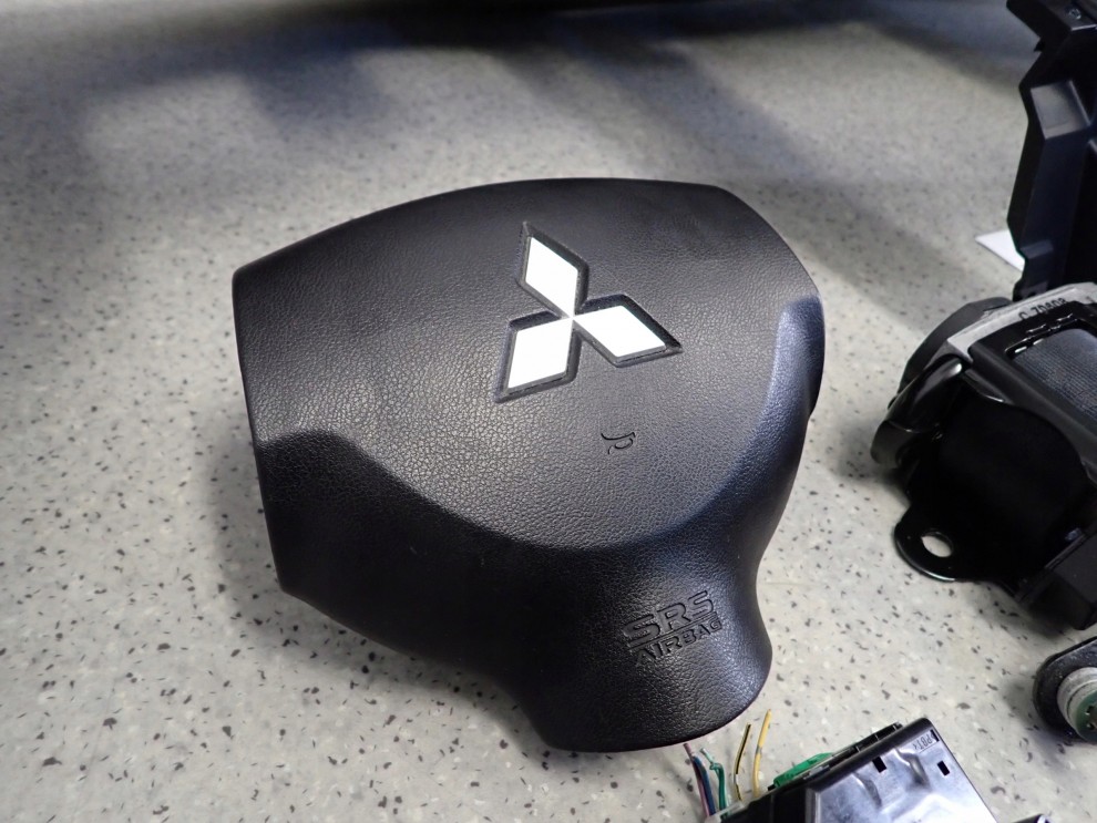 MITSUBISHI ASX 10-16 DESKA ROZDZIELCZA PODUSZKI POWIETRZNE SRS 3/16