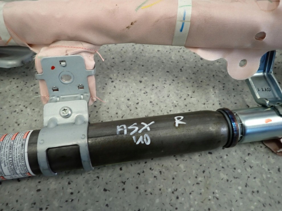 MITSUBISHI ASX 10-16 KURTYNA PRAWA PODUSZKA POWIETRZNA SRS 2/3