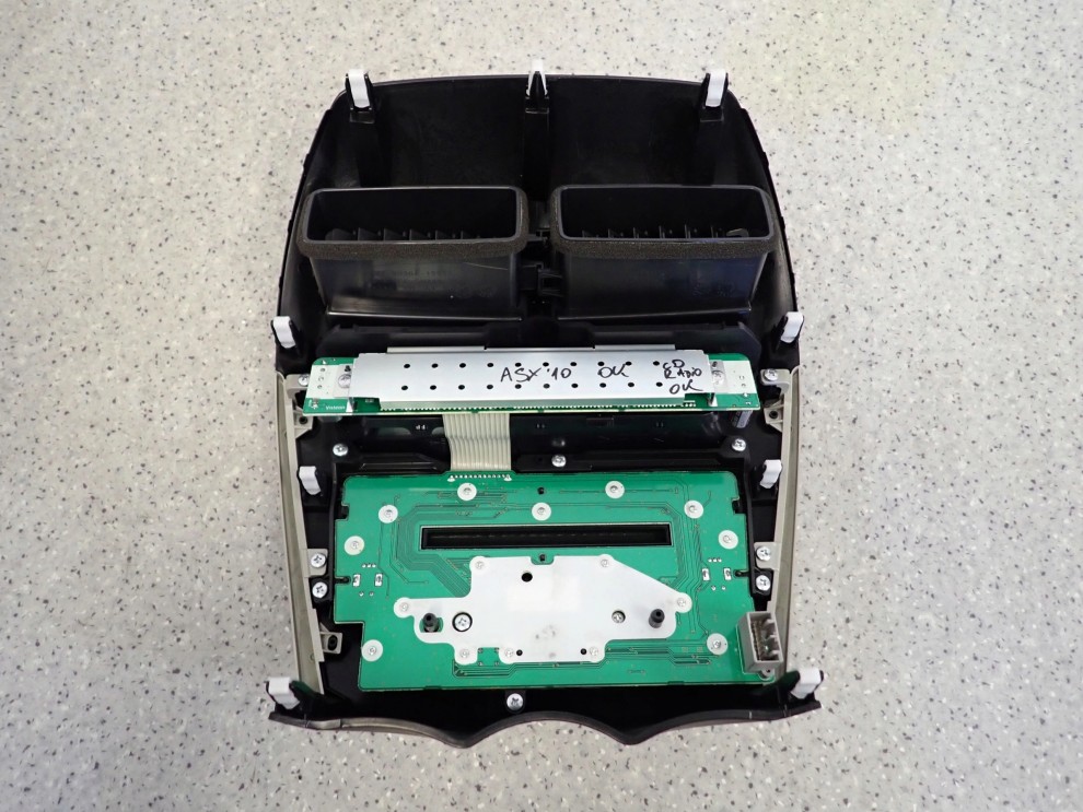MITSUBISHI ASX 10- RADIO CD ODTWARZACZ PANEL 4/7
