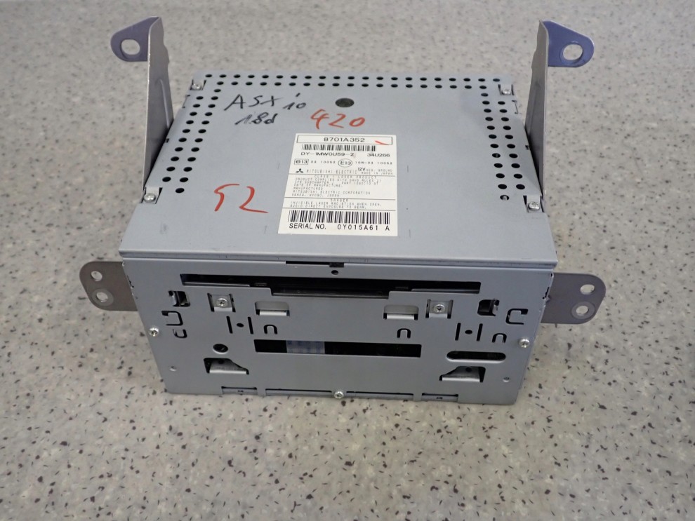 MITSUBISHI ASX 10- RADIO CD ODTWARZACZ PANEL 5/7