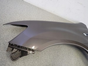 MITSUBISHI ASX 10- BŁOTNIK PRZEDNI LEWY C06A 10/12 MINIATURA