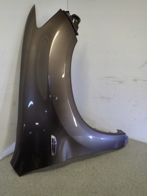 MITSUBISHI ASX 10- BŁOTNIK PRZEDNI PRAWY C06A