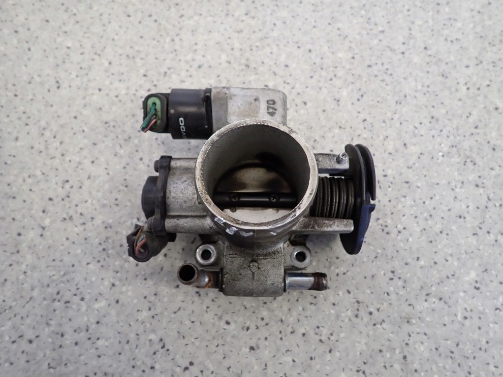 CHEVROLET AVEO T250 1.4i 07- PRZEPUSTNICA POWIETRZA 2/5