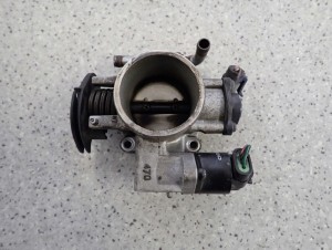 CHEVROLET AVEO T250 1.4i 07- PRZEPUSTNICA POWIETRZA