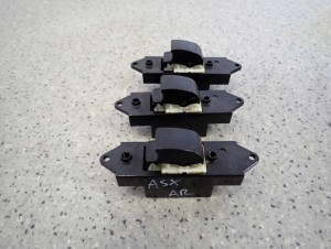 MITSUBISHI ASX 10-13 PRZEŁĄCZNIK SZYBY PRZEDNI PRAWY TYLNY LEWY LUB PRAWY 1/4 MINIATURA