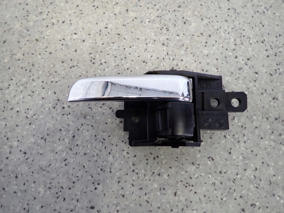 MITSUBISHI ASX 10-16 KLAMKA WEWNĘTRZNA PRZEDNIA LEWA 4/5